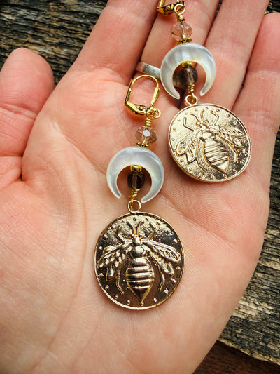 Pearly Bee Earrings