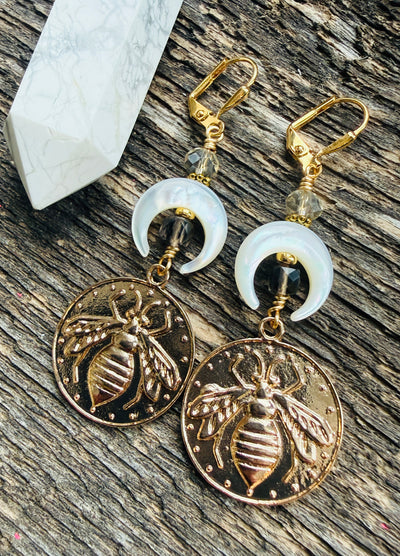 Pearly Bee Earrings
