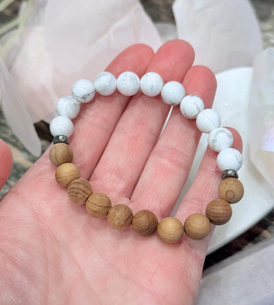 Sandalwood & Howlite Bracelet