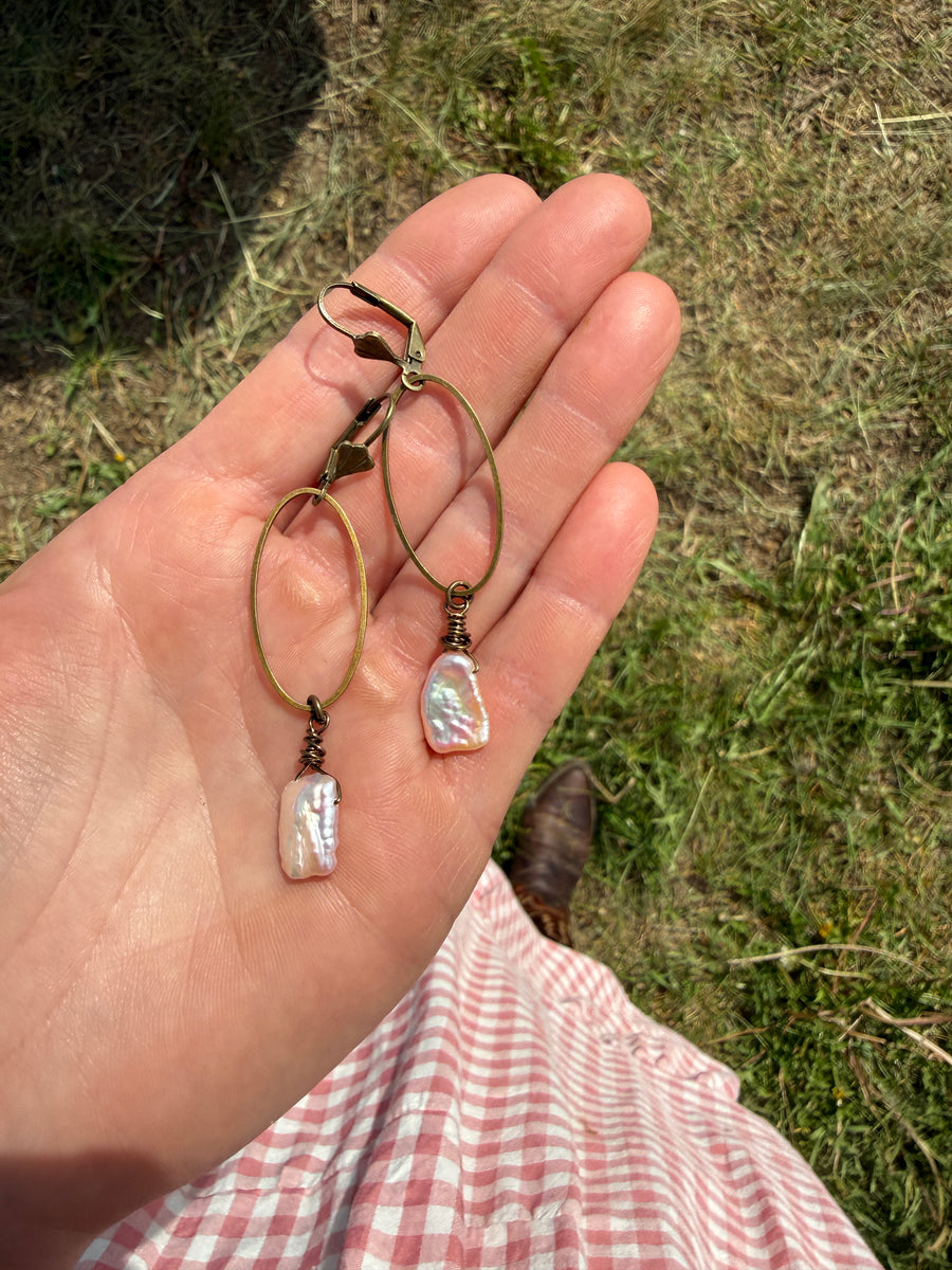 Ponies & Pearls Earring Workshop