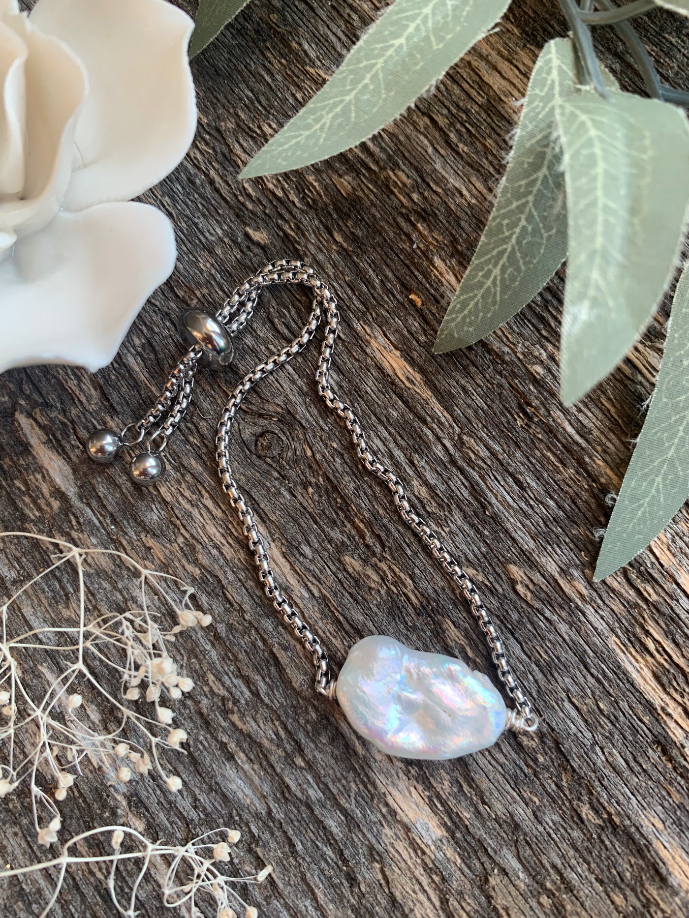 Sliding Pearl Bracelet