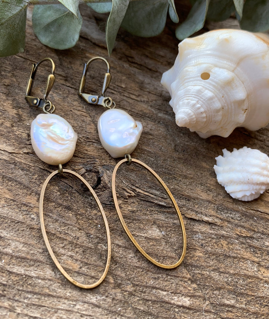 Freshwater Pearl Calla Earrings