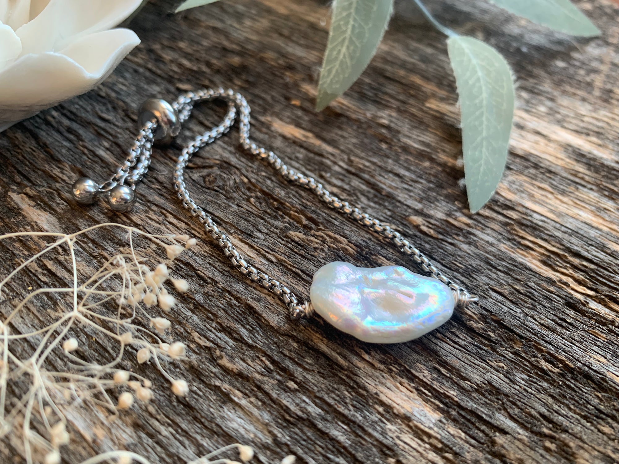 Sliding Pearl Bracelet