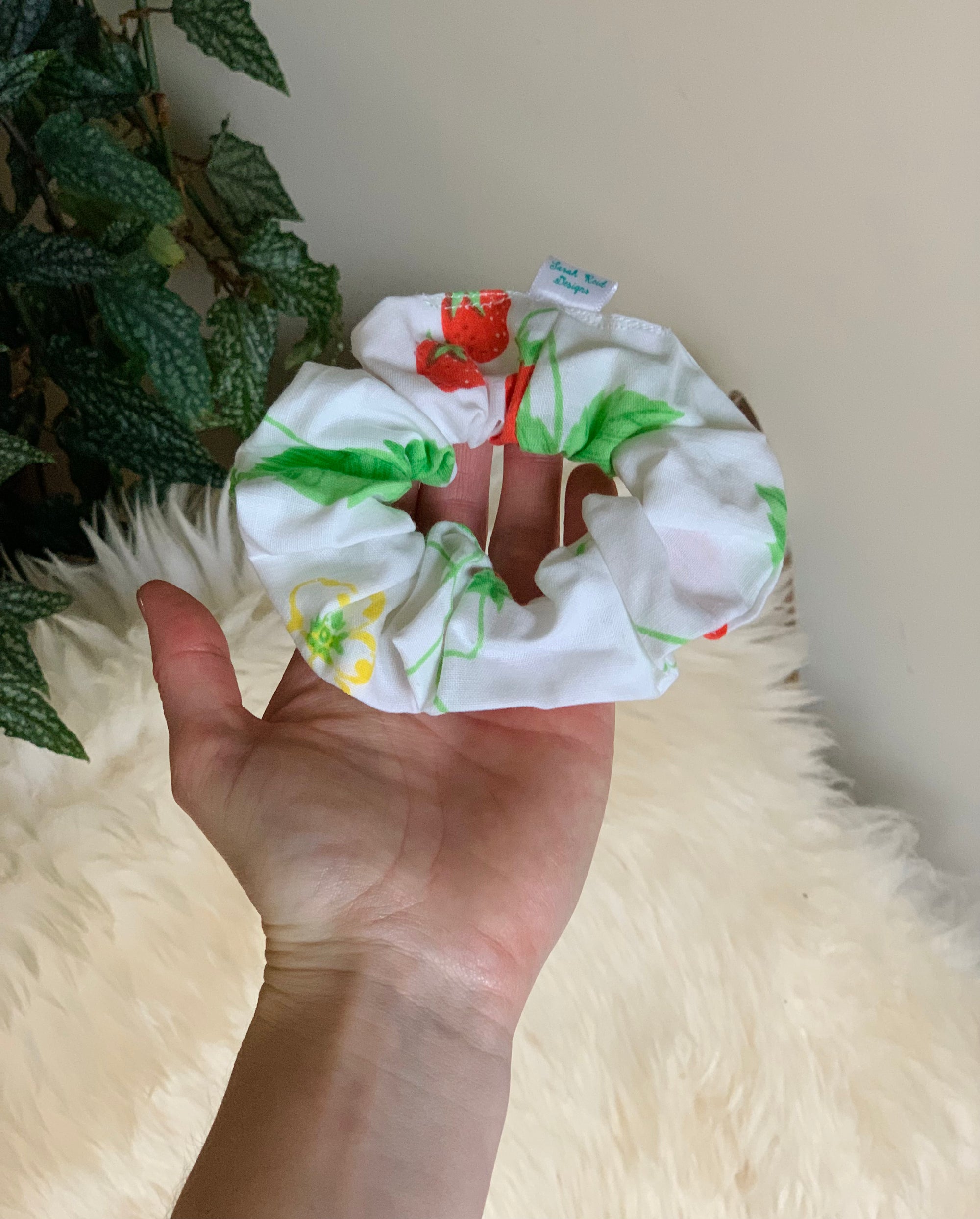 Petite Vintage Strawberry Hair Scrunchie